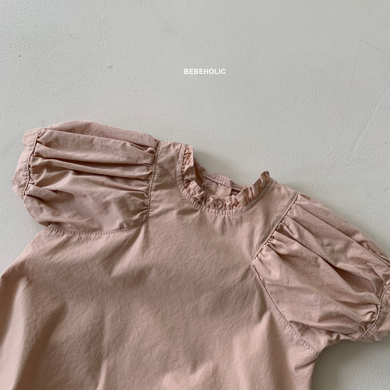 ๐ต๐ธ๐ต๐ธ ๐ป๐๐ฟ๐ผ๐ถ Melody ็ท่บซ่กฃ