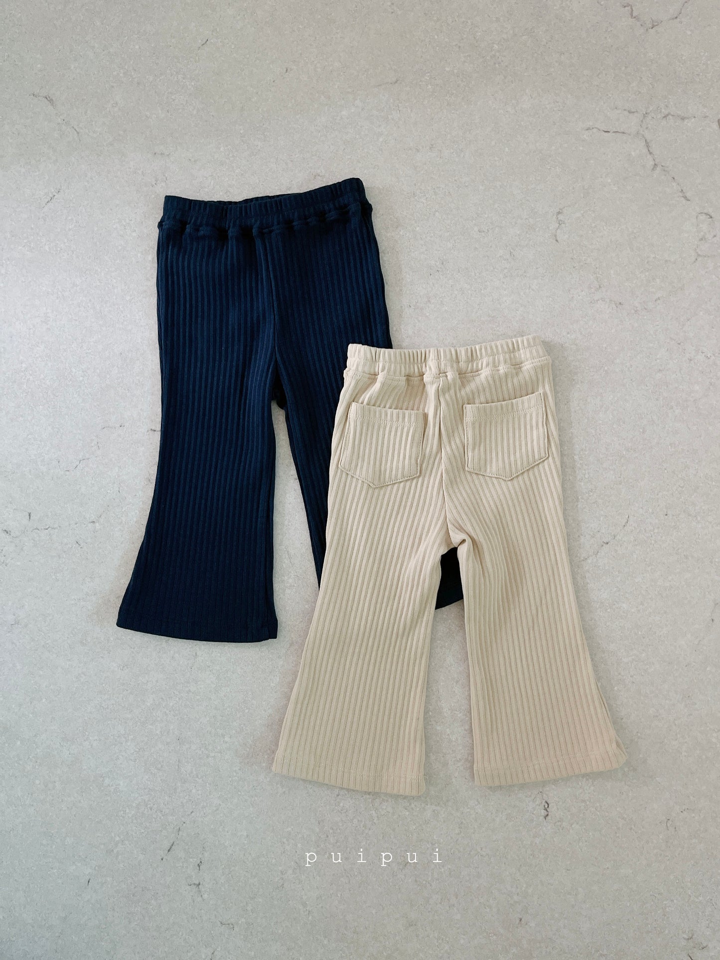 直喇叭紋褲腳女仔款兩色入