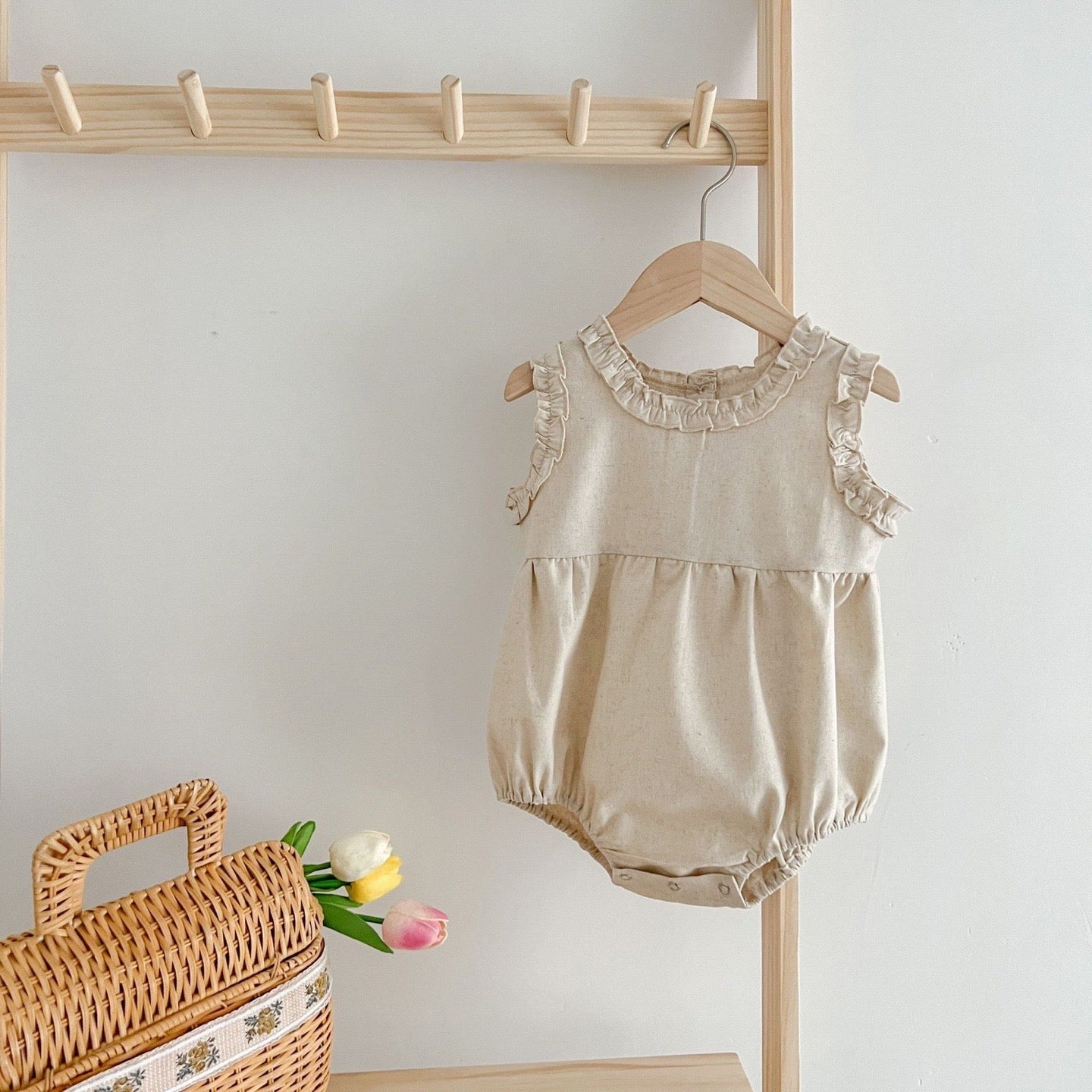 Linen Round Frill Bodysuit